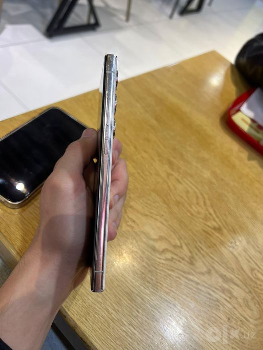 S23 Ultra 12/256