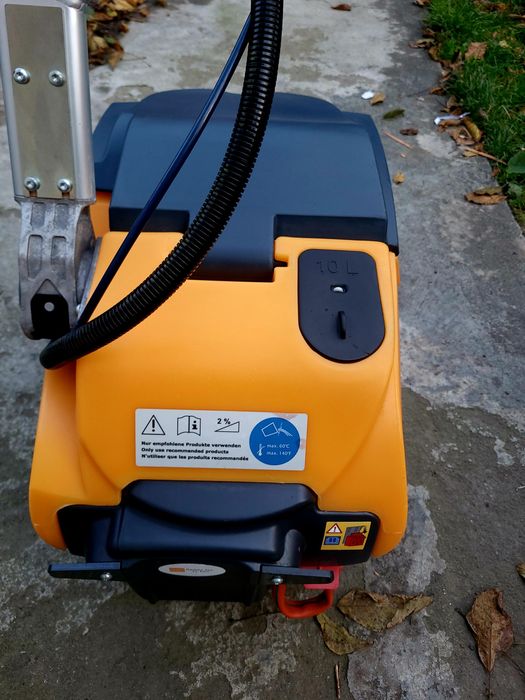 Masina pt pardoseli / Taski 350