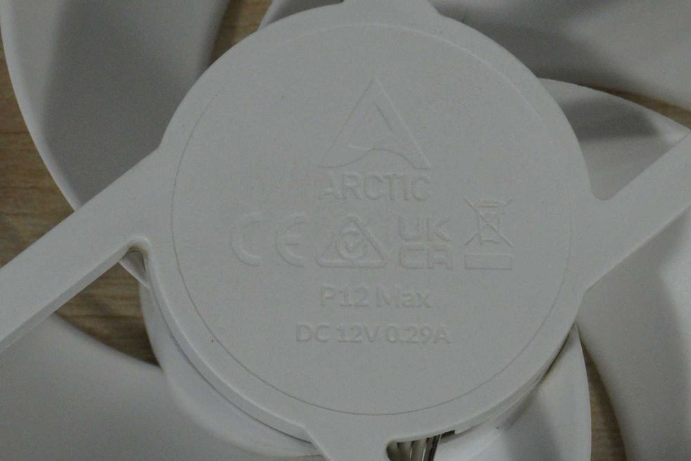 2x 120mm Вентилатора Arctic White P12 Max / Бели / Вкл.ДДС