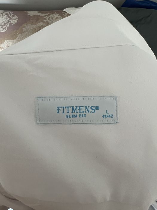 Продам костюм Pierro Gaudi