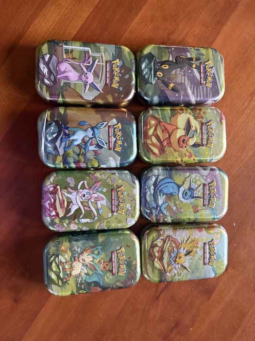 Най-известната серия с карти на Покемон Prismatic Evolutions