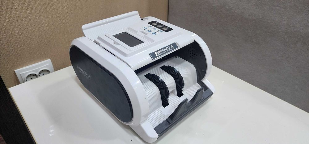 Профессиональный счетчик банкнот SUNWOOD 9440(C) — Новый в упаковке