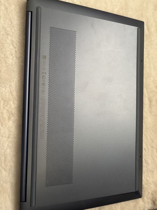 Лаптоп HP pavilion