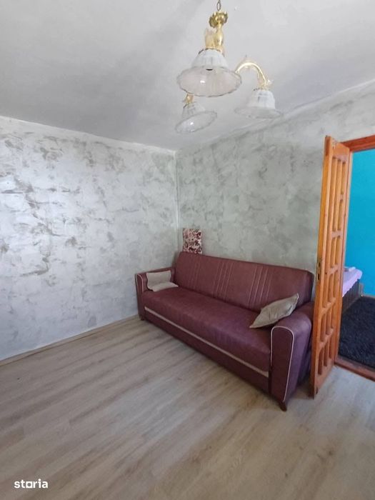 De vanzare apartament cu 2 camere, etajul 1, pret 29.000 euro
