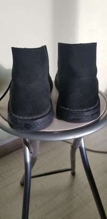 Ghete barbati din piele intoarsa,marca Clarks original,nr.44