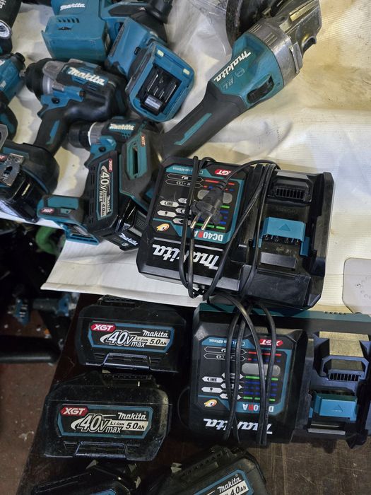 Vand scule Makita 40v Xgt