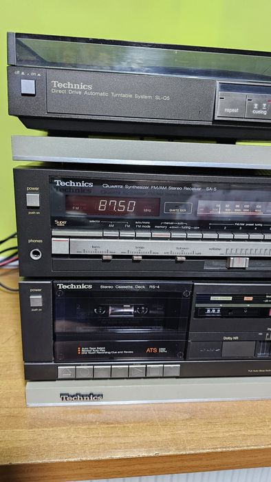 Technics pick-up sl-q5. receiver sa-5. deck rs-4