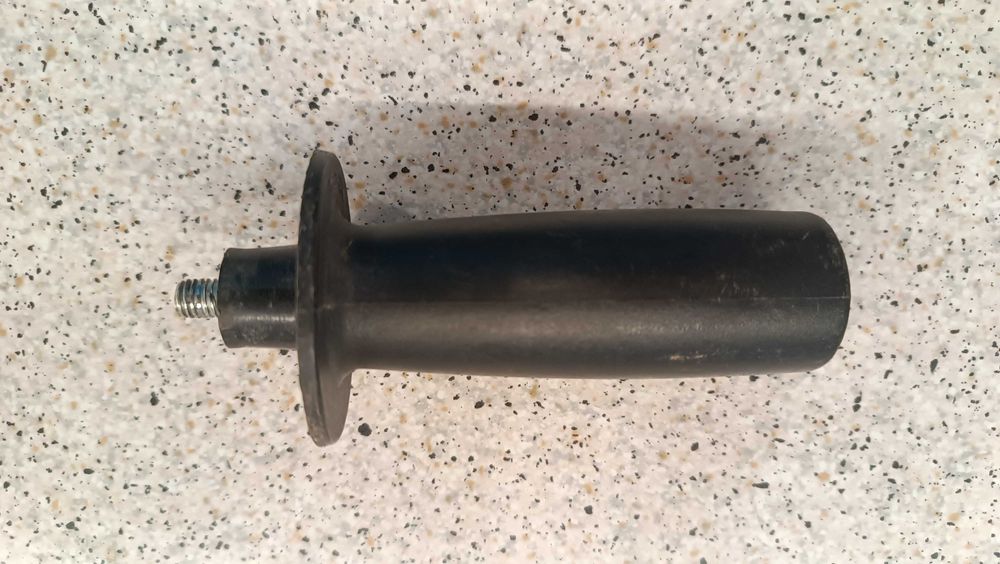 Дръжка ръкохватка за винтоверт шлайф бормашина , резба Ф 7мм