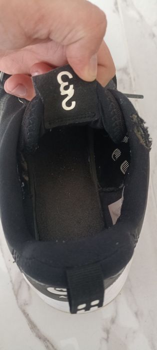 Продавам обувки : Jordan MAX 200.