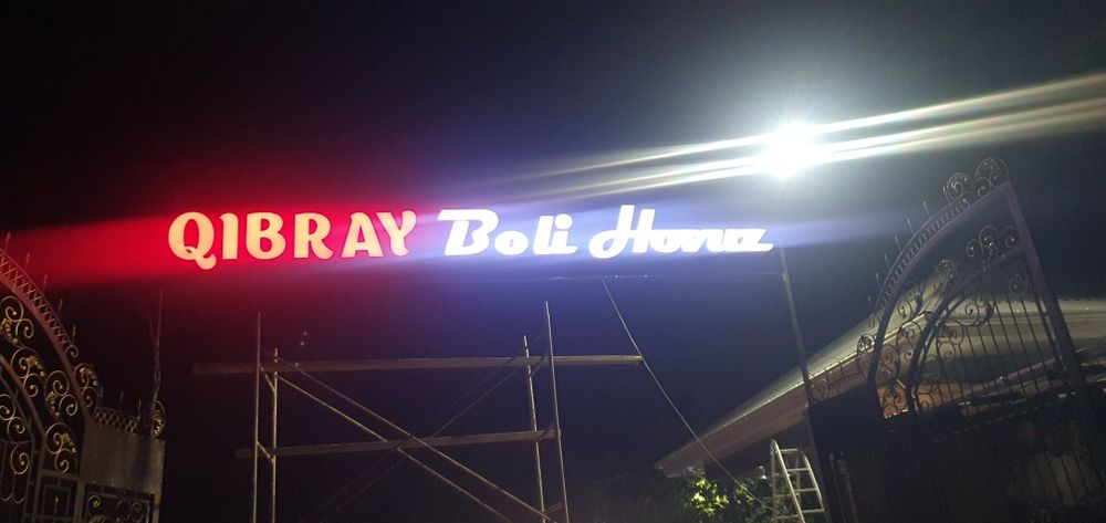 Reklama ishlari baner bukva