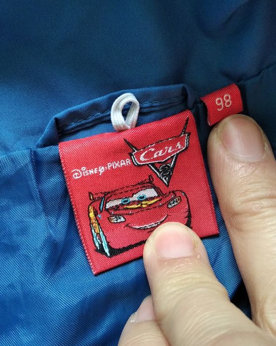 Курточка осенне весенняя на 2-4 года Disney, США