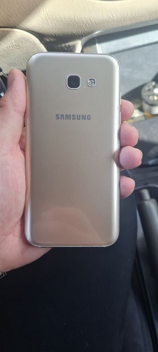 Продам самсунг А 5