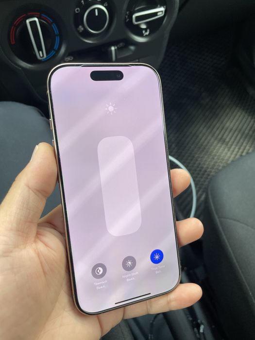 Продам iPhone 16 pro в отличном состояний