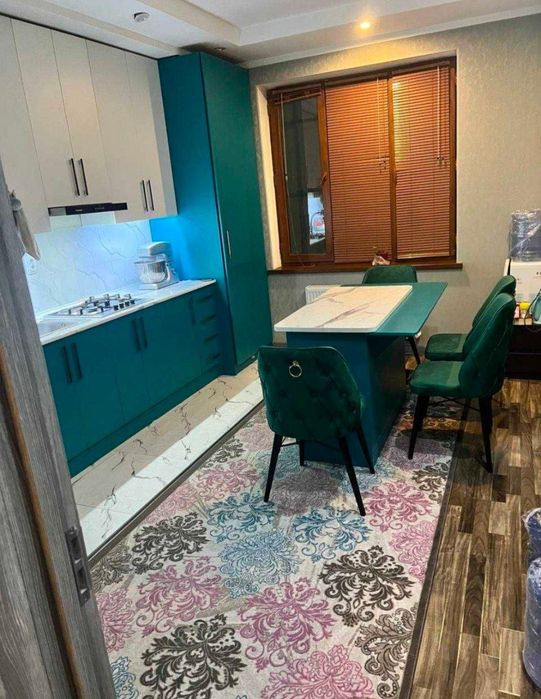 Продается квартира Юнусабад 18кв 3/4/7