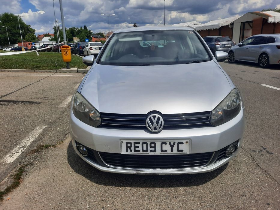 VOLKSWAGEN Golf 2009