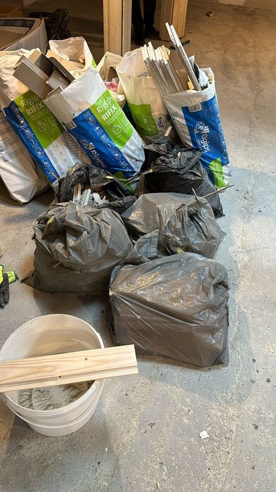 Transport Moloz Bucuresti Colectare Deseuri Ieftin - Firma Autorizata