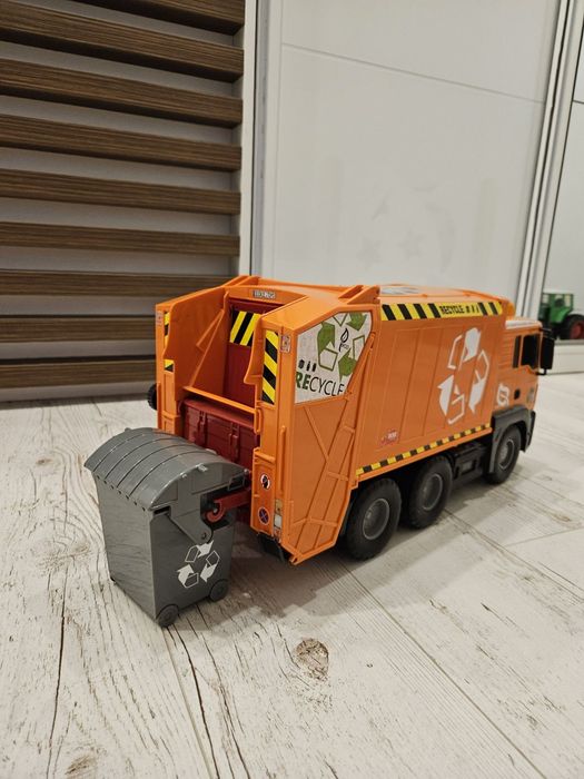 Bruder джип с ремарке, камион, пътна помощ