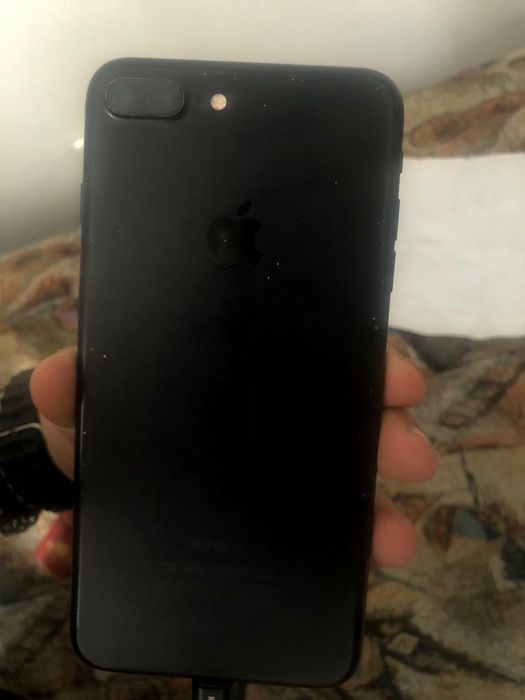 Обмен айфон 7+ вообще продаю ну пишите в лс обсудим фото не с него сиж