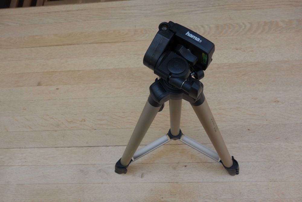 Trepied foto HAMA Star 700 EF - nefolosit, ca nou
