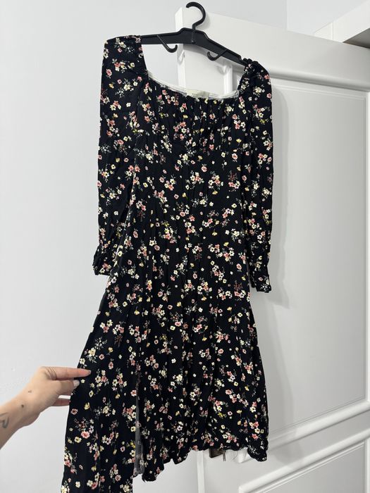 Красивое корсетное платье