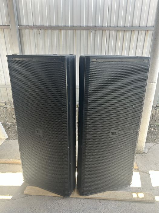 продам JBL SRX 725