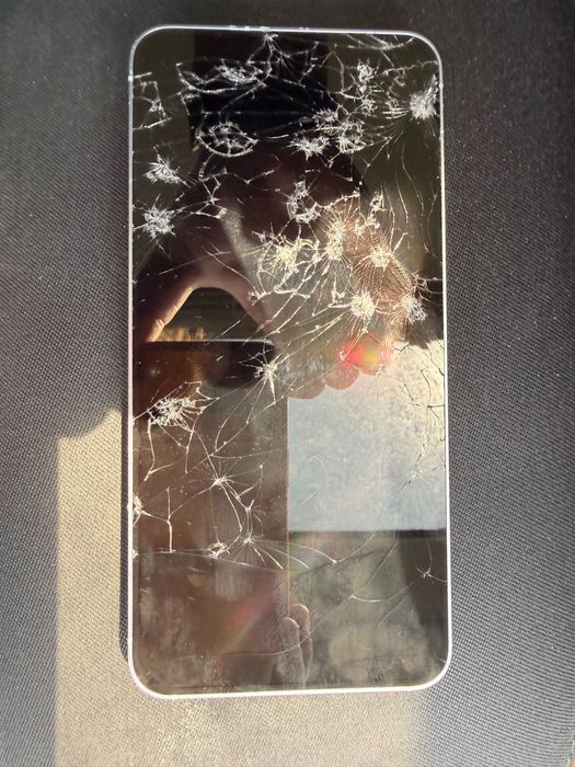Телефон Samsung S25