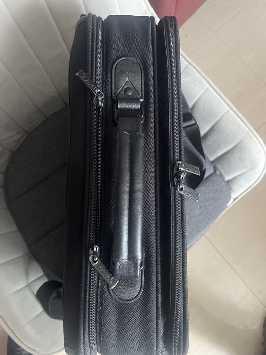 Vand geanta laptop DELL diagonala 49 cm