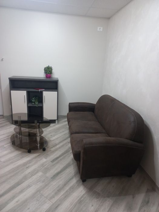 SALON frizerie manichiură pedichiură