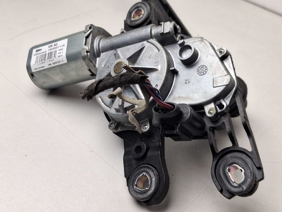 моторчето за задна чистачка  VW, UP, POLO, GOLF