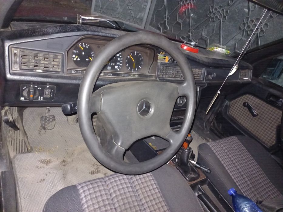 Продам Мерседес 190