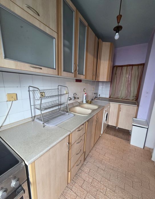 Продава се Двустаен апартамент в Кюстендил, Център - 74 кв.м за 1000 €/кв.м - Снимка #1