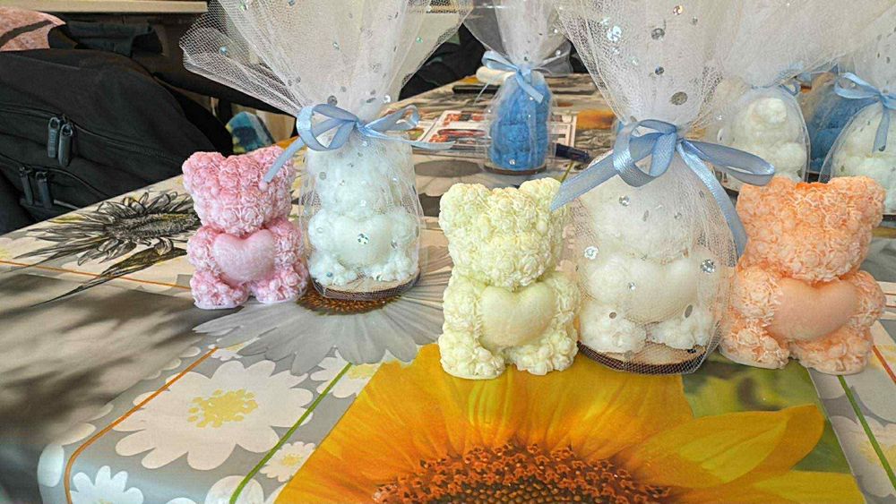 Восъчни мечета,ботониери за сватбени тържества