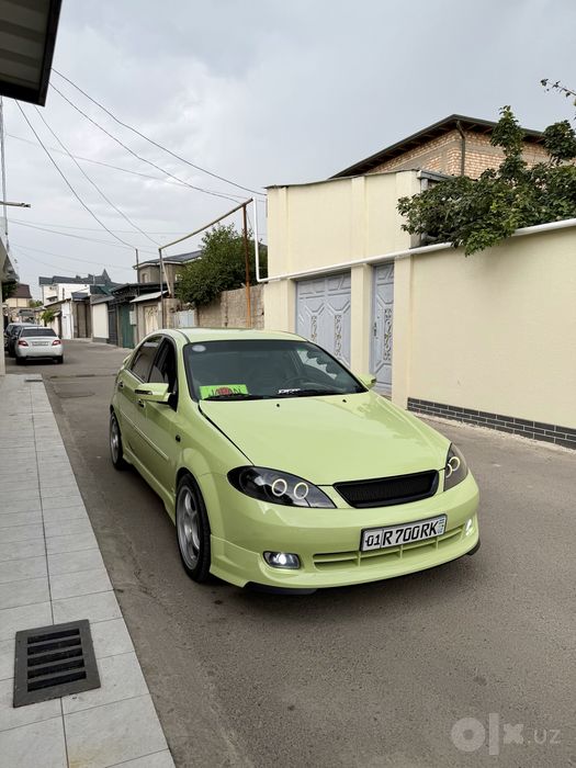 Lacetti hatchbak