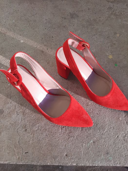 Лятна висока обувка