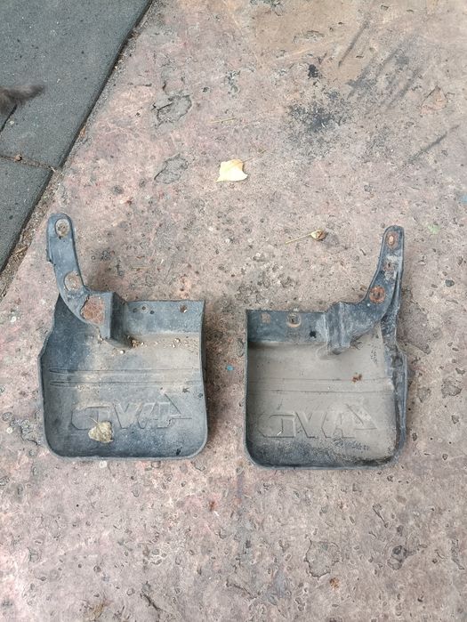 Брызговики на делику