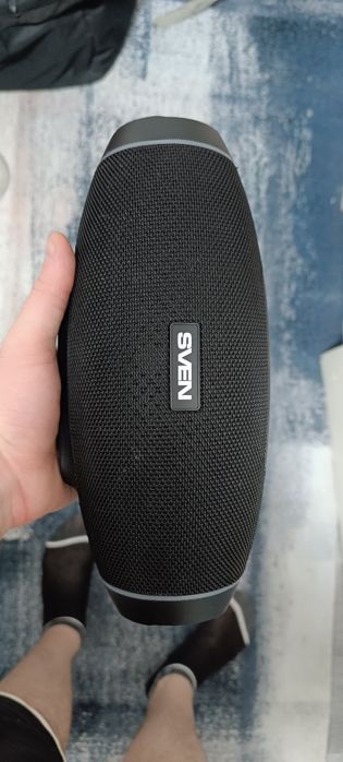 Продам  портативную колонку sven оригинал