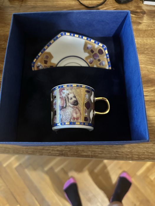 Оригинална ръчно изработена и рисувана чаша за кафе от Чехия. Лимитира