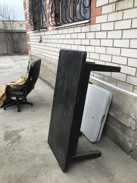 Продам журнальный столик