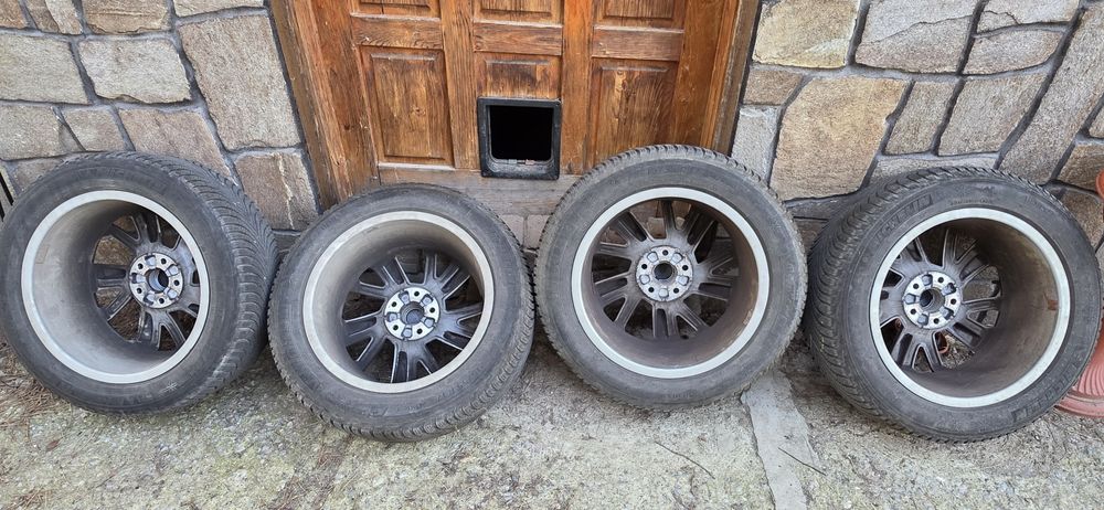 Джанти  17 " за Audi Q2  с гуми