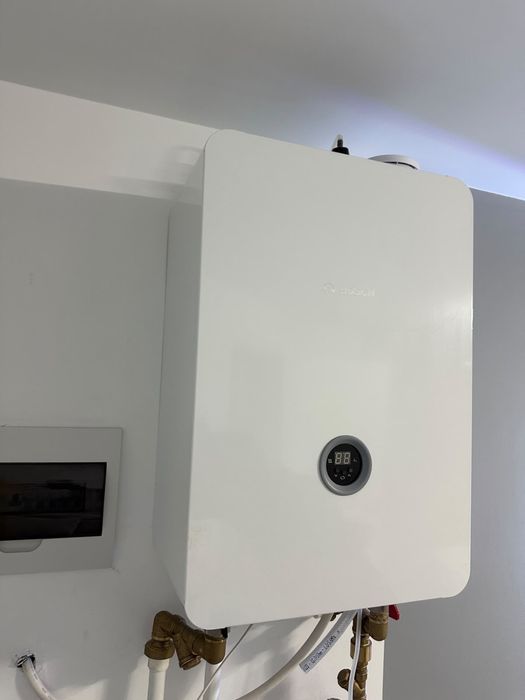 Centrală electrică Bosch Tronic Heat 3500 24kW