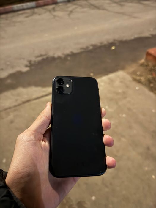 Iphone 11 128Gb qora