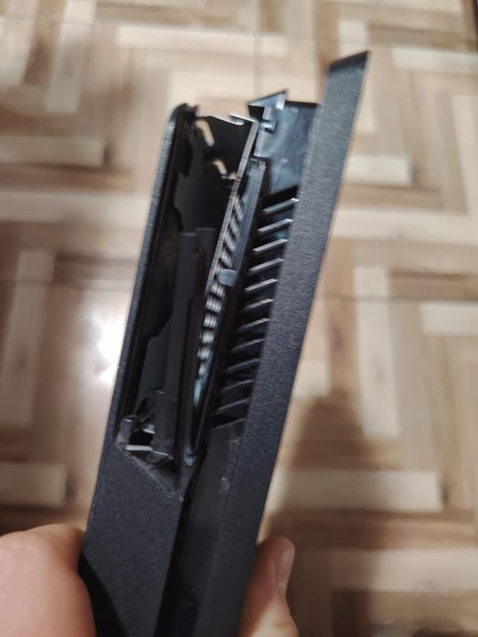 Vând PS 4 piesee