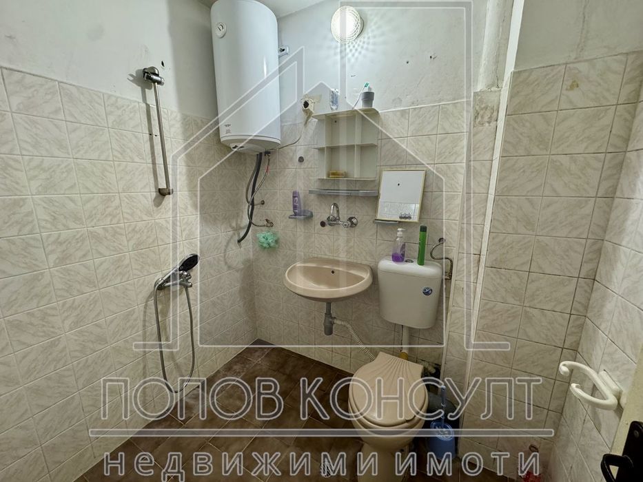 Дава се под наем Тристаен апартамент в Пловдив, Младежки Хълм - 96 кв.м за 380 € - Снимка #4