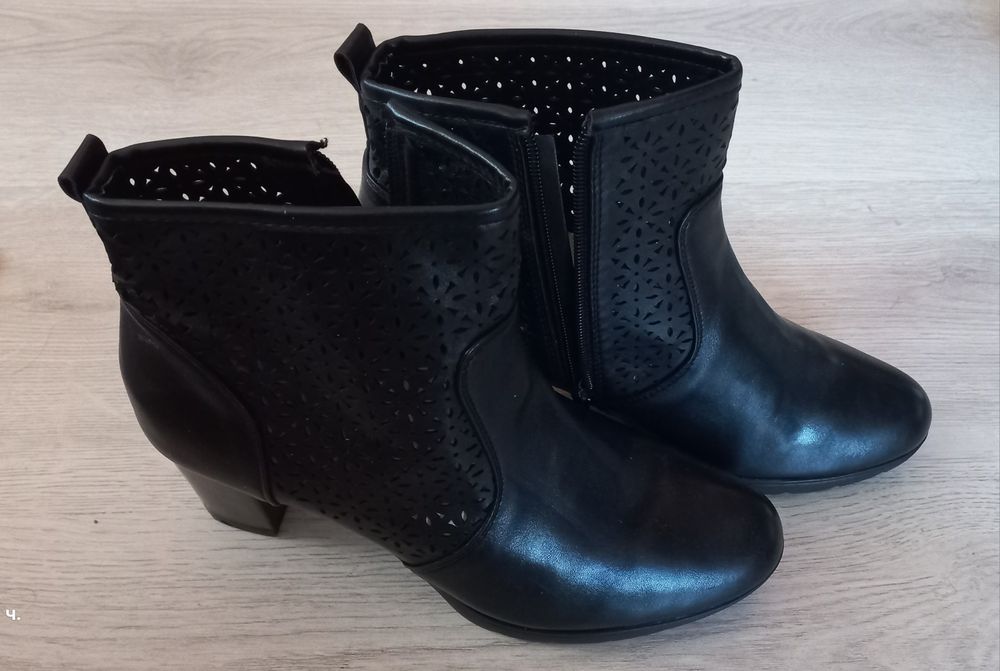 Кожени боти номер 39