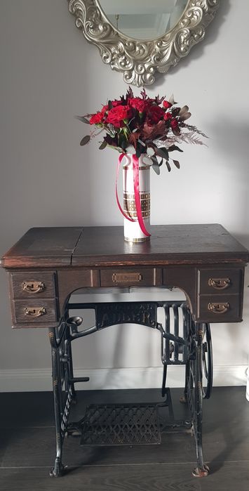 Mașină veche de cusut