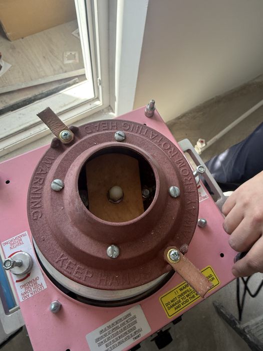 Продам аппарат сладкой ваты Америка