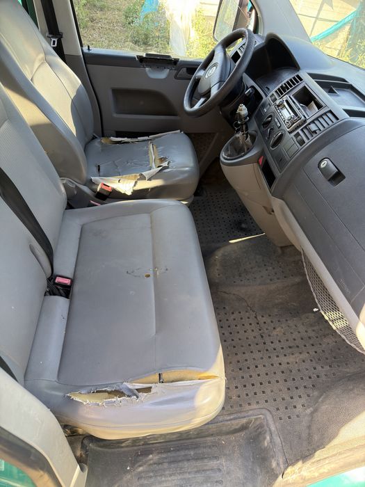 Vând VW Transporter T5