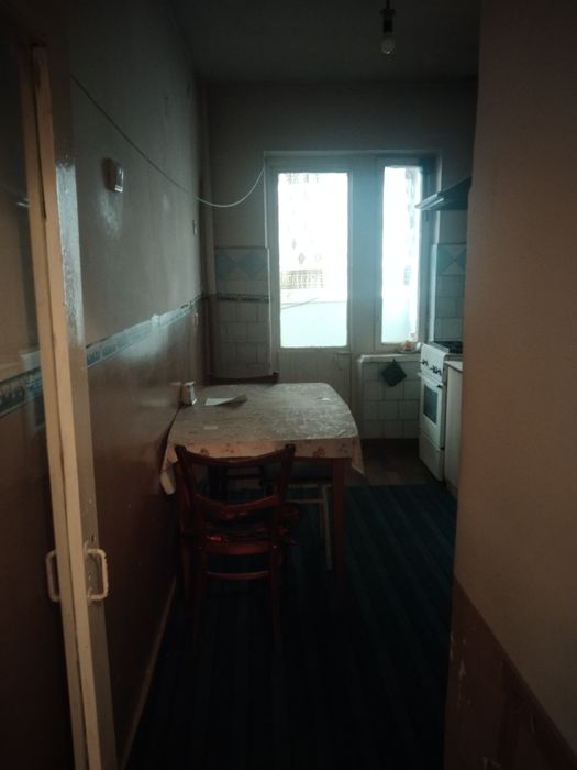 Uy sotiladi.   4 xonali 2 etaj