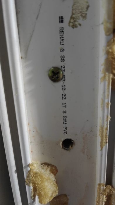 14 geamuri termopan și 2 usi
