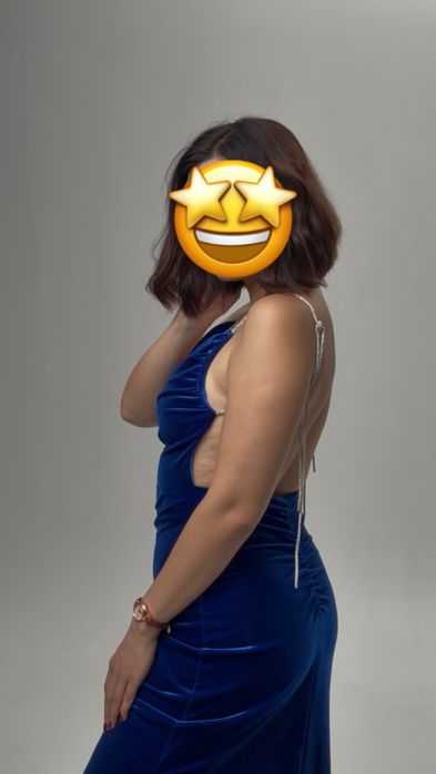 Шикарное платье синего цвета